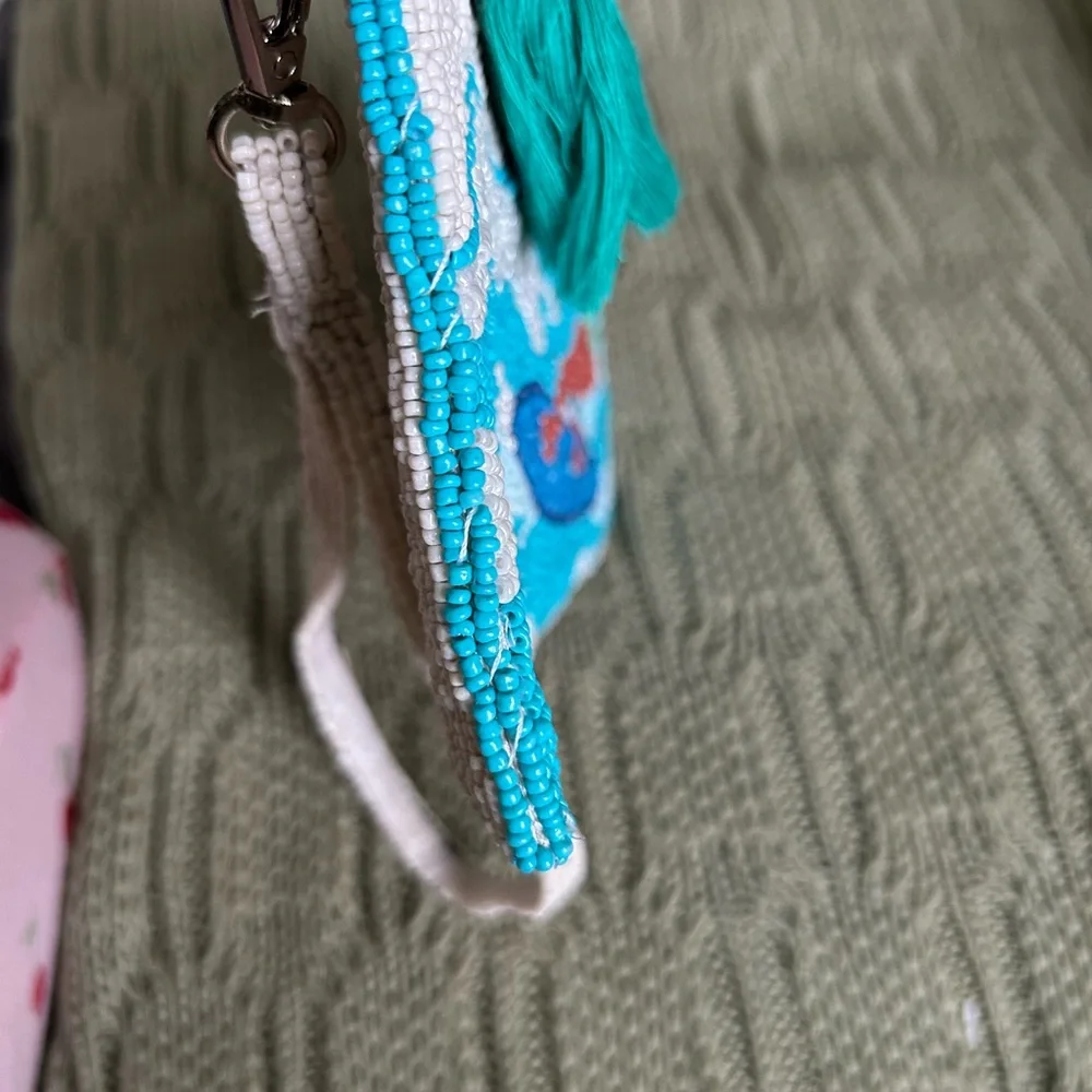 NWT Hand-Beaded Surfing Wristlet Clutch - Turquoise & White, Small - Picture 9 of 9